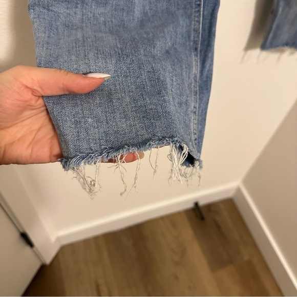 Rag & Bone Drew Low Rise Slim Boyfriend Jeans Raw Hem
Medium Wash Blue Size 34 - Picture 2 of 8